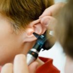 Síntomas y tratamientos de la otitis en los niños