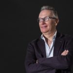 Fintan O’Toole: “Es la primera vez que EE UU provoca la impresión de ser un lugar digno de lástima”, por Juan Cruz